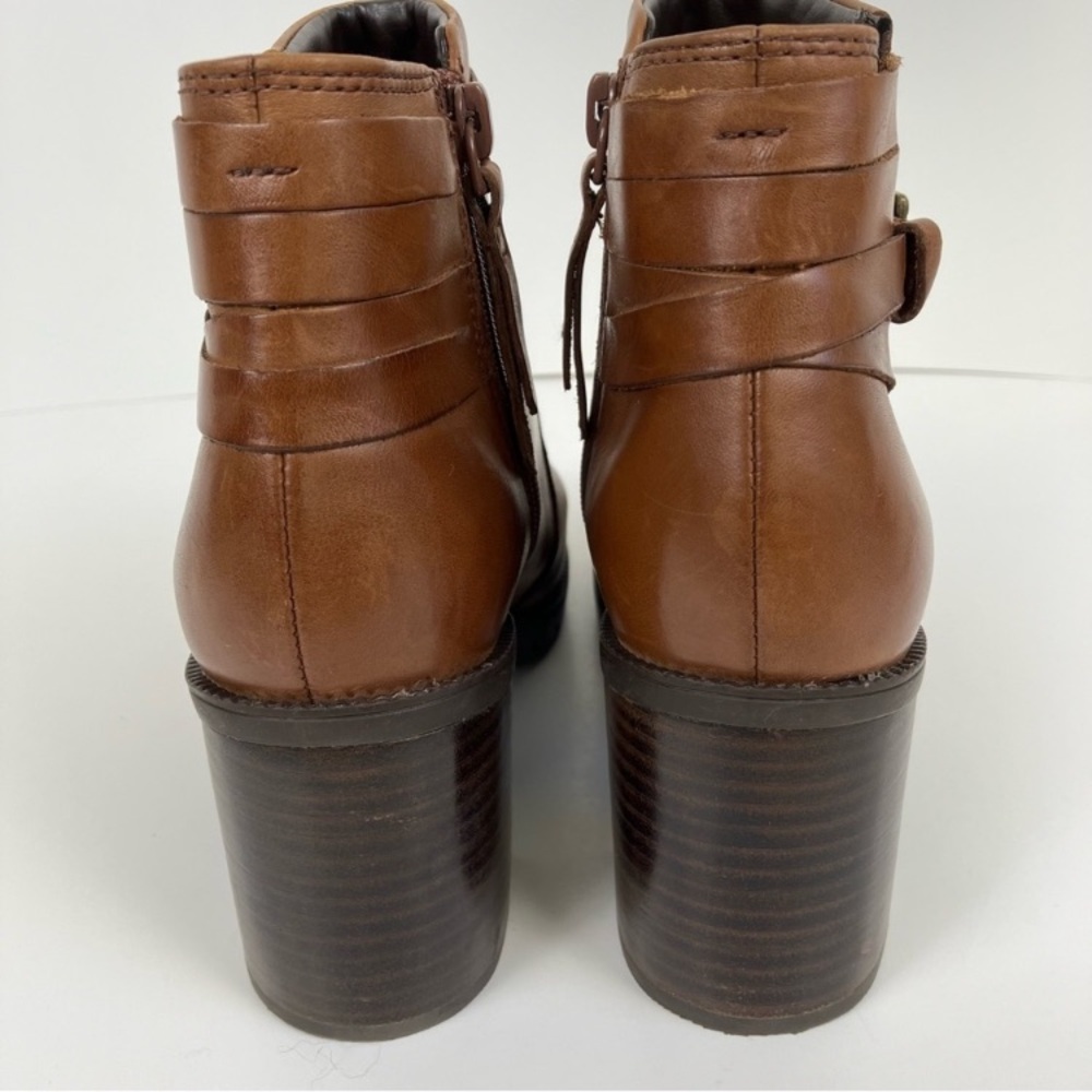 Clarks Tan Leather Ankle Booties - Picture 8 of 16